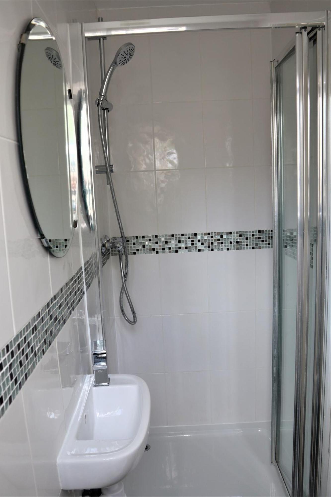 Heron House Thrapston  Luaran gambar